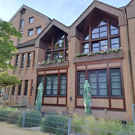 Leine Hotel Патенсен Екстериор снимка